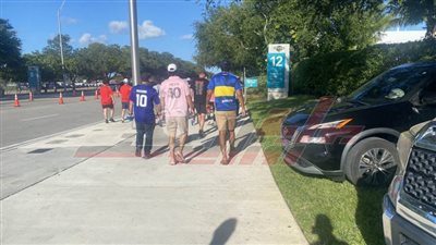 بالصور.. جماهير الأهلي تزحف على 