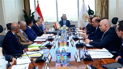 وزير التموين يتابع  الموقف التنفيذي للمخزون الاستراتيجي من السلع الأساسية وضمان توافرها وانتظام التوزيع