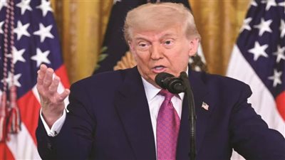 ترامب: من الممكن أن نتدخل لمساعدة إسرائيل للقضاء على نووي إيران