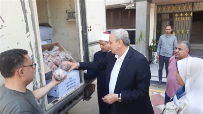 بالصور.. محافظ الغربية: تسليم دفعة جديدة من صكوك الأضاحى لتوزيعها على الأولى بالرعاية