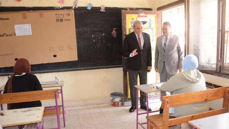 محافظ الغربية خلال