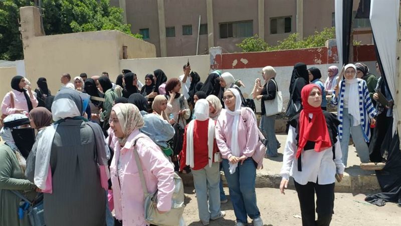 طلاب الثانوية العامة