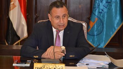 رئيس جامعة الإسكندرية يهنئ رئيس الجامعة البريطانية لمنحه وسام الشرف الملكي من المملكة المتحدة