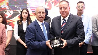 نقيبا الصحفيين والممثلين يشاركان في مناقشة 5 مشروعات تخرج بالأكاديمية البحرية في الإسكندرية