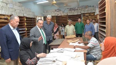 محافظ أسيوط يتفقد أعمال لجنة النظام والمراقبة وإجراءات تصحيح ورصد الدرجات للشهادة الإعدادية