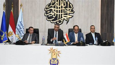 محافظ أسوان ومدير صندوق مكافحة الإدمان يشهدان فعاليات المؤتمر الموسع ضمن المبادرة المحلية 