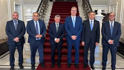  وزير البترول يعقد سلسلة من اللقاءات الثنائية مع عدد من المسؤولين رفيعي المستوى