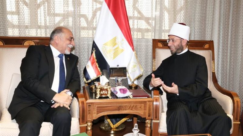 وزير الأوقاف وشيخ