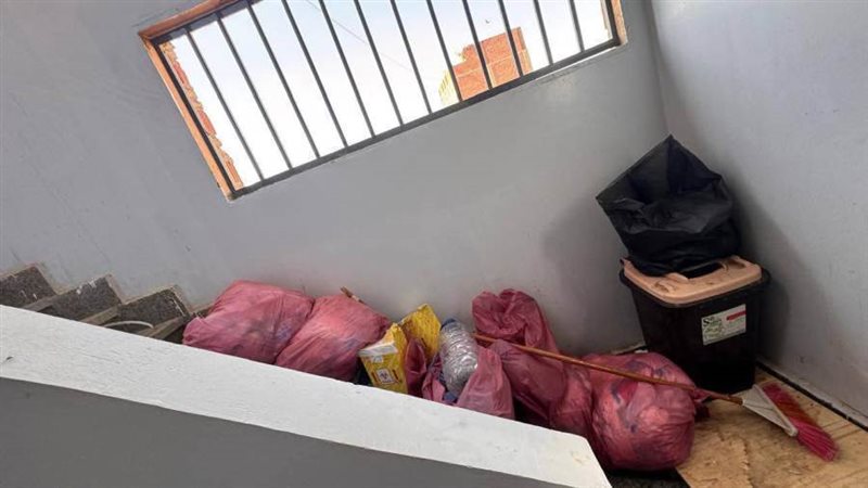 جانب من الغلق