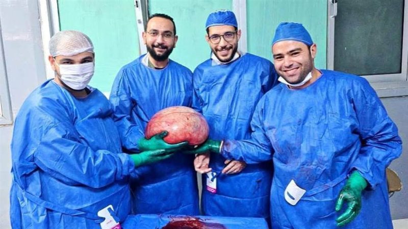 فريق أطباء جراحة