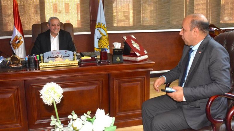 محافظ الغربية خلال