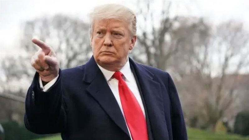 الرئيس الأمريكي دونالد