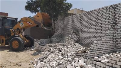 إزالة 72 حالة تعد واسترداد 9554 مترا مربعا من أراضي أملاك الدولة بالبحيرة