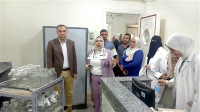 ومعامل السموم والمخدرات.. وكيل الوزارة يتفقد العمل بالمعمل الإقليمي المشترك بدمنهور 