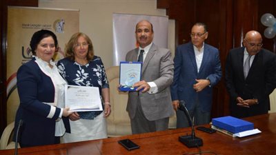 كلية التربية جامعة 6 أكتوبر تحتفي بالأب والرجل المصري