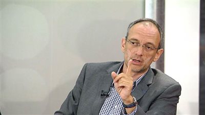 الخبير الفرنسي 