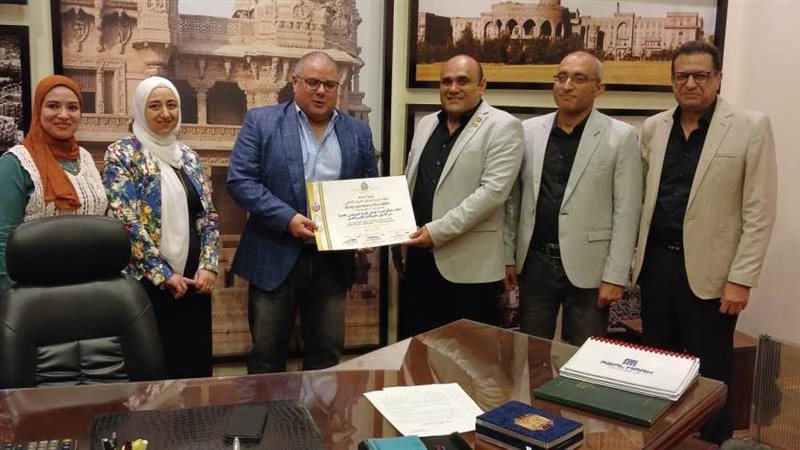 جانب من مراسم التسليم