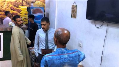 محافظ أسوان يشدد لتكثيف حملات التفتيش للتأكد من توافر وجودة السلع والمنتجات داخل الأسواق