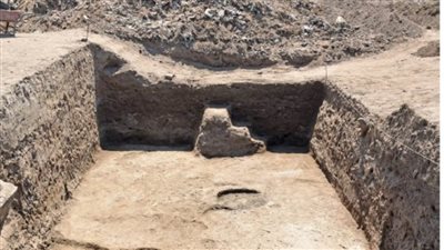 كشف أثري جديد.. العثور على أطلال مدينة “إيمت” وبقايا مبانٍ سكنية لبيوت برجية ومبانٍ لتخزين الحبوب وإيواء الحيوانات 