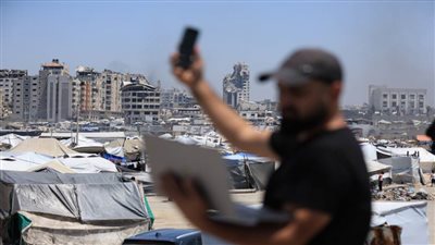 عودة تدريجية لخدمات الإنترنت والاتصالات الثابتة بمدينة غزة وشمالها ووسط وجنوب القطاع