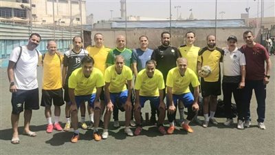 صعود فريق نقابة البترول كرة القدم للرواد 