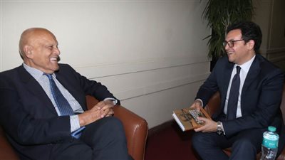 عاجل.. وزير الثقافة يستقبل السير مجدي يعقوب قبيل احتفالية تكريمه وإعلان تفاصيل تمثال «طبيب القلوب»