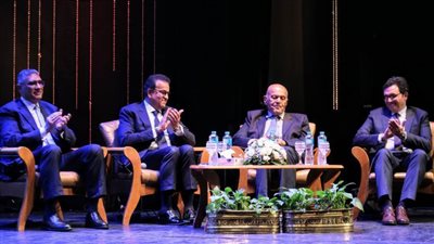 «الثقافة» تحتفي بالجراح المصري العالمي مجدي يعقوب.. ووزير الثقافة يعلن تفاصيل تمثاله