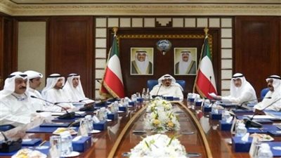 الكويت: مجلس الدفاع الأعلى يعقد اجتماعا لمناقشة التطورات الإقليمية