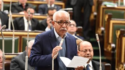 رئيس اتحاد العمال يتقدم بشكوى رسمية لرئيس البرلمان ضد النائب أشرف أبو العلا