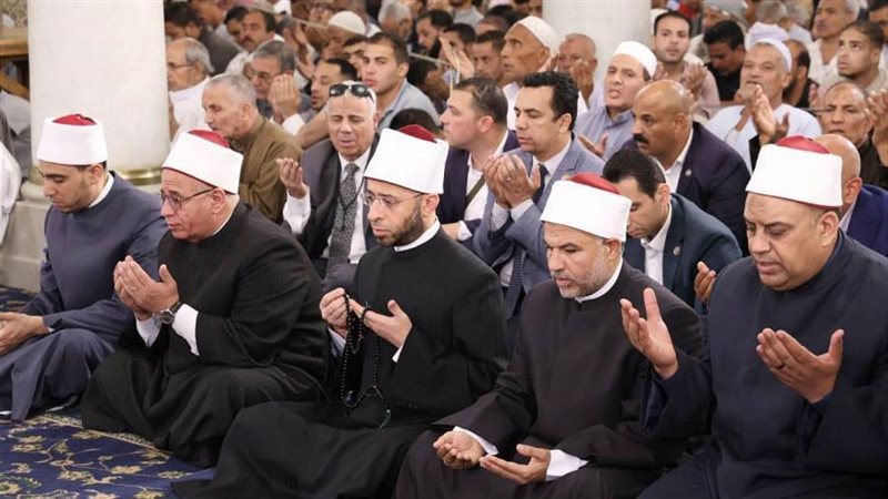 وزير الأوقاف خلال