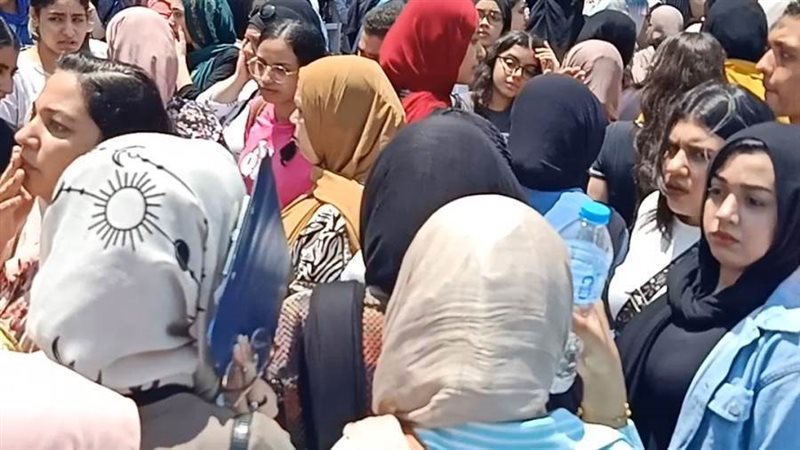 طلاب الثانوية العامة