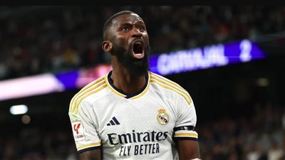 الفيفا يحقق في إهانات عنصرية ضد لاعب ريال مدريد 