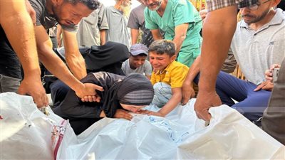 9 شهداء في قصف للاحتلال استهدف منتظري المساعدات شمال غرب غزة