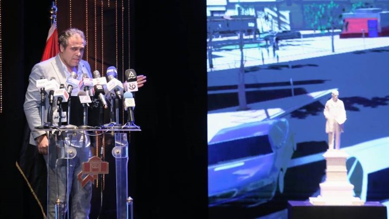 النحات عصام درويش