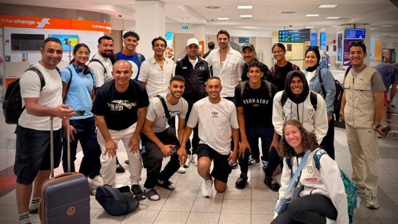 يعثة المنتخب مع رئيس