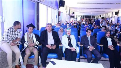 جامعة سوهاج تحتفل بتخريج الدفعة ٢٠ من الطلاب ذوي الإعاقة