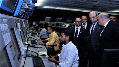 وزير الطيران: المراقبون الجويون المصريون واجهوا التحديات بكفاءة واحترافية