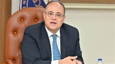 رئيس هيئة الدواء لـ (أ ش أ): مصر تقود قاطرة توطين الدواء في إفريقيا والشرق الأوسط