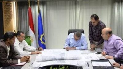 محافظ أسوان يعتمد تحديث لوحات المخططات الاستراتيجية لـ5 مدن