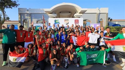 مصر تتوج بلقب البطولة العربية للتنس للناشئين والناشئات