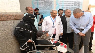 محافظ أسوان يتفقد المستشفى التخصصي بالصداقة الجديدة لمتابعة الاستعدادات لتطبيق منظومة التأمين الصحي الشامل