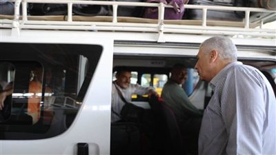 محافظ أسوان: فتح باب الترخيص لعدد 10 سيارات ميكروباص