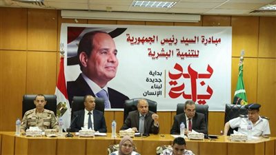 محافظ المنيا: تسليم 2500 فدان لهيئة تنمية الصعيد للبدء في تشغيل محطة الظهير الصحراوي 