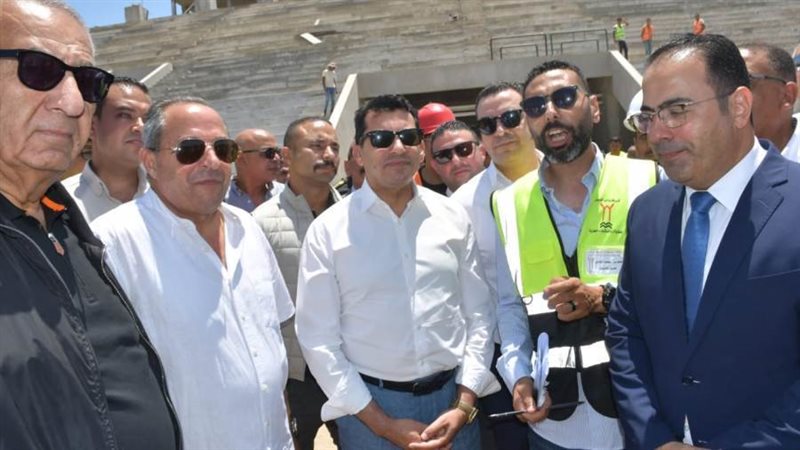 د. أشرف صبحى