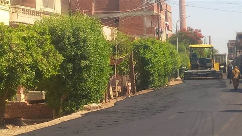 جانب من أعمال الرصف