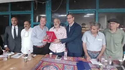 تقديرًا لمسيرته الإبداعية.. «قصور الثقافة» تكرم علي عطا بمسقط رأسه بالدقهلية