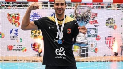 باريس سان جيرمان يعلن رسميا ضم عبد الرحمن فيصل لاعب يد الأهلي