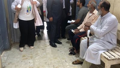 محافظ الدقهلية يجري جولة مفاجئة لمتابعة مستوى الخدمات بمستشفى جمصة