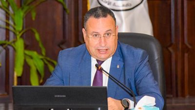 محافظ الإسكندرية يشارك في اجتماع مجلس أمناء جامعة الإسكندرية الأهلية 