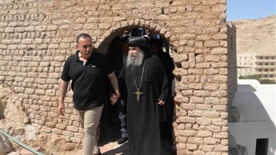 محافظ أسيوط يوجه بالاستفادة من القيمة التاريخية لدير الأمير تادرس الشطبي